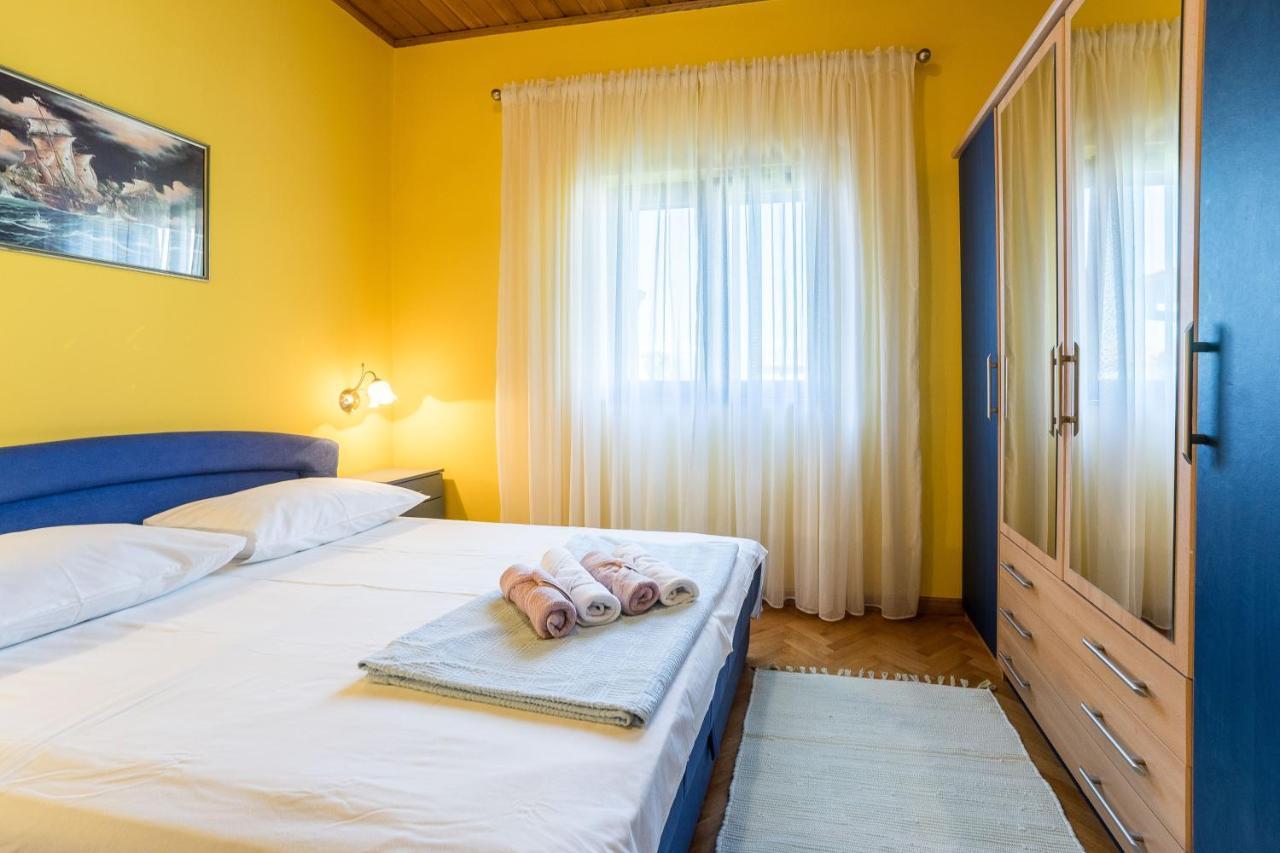 Apartment Juracak Nin
