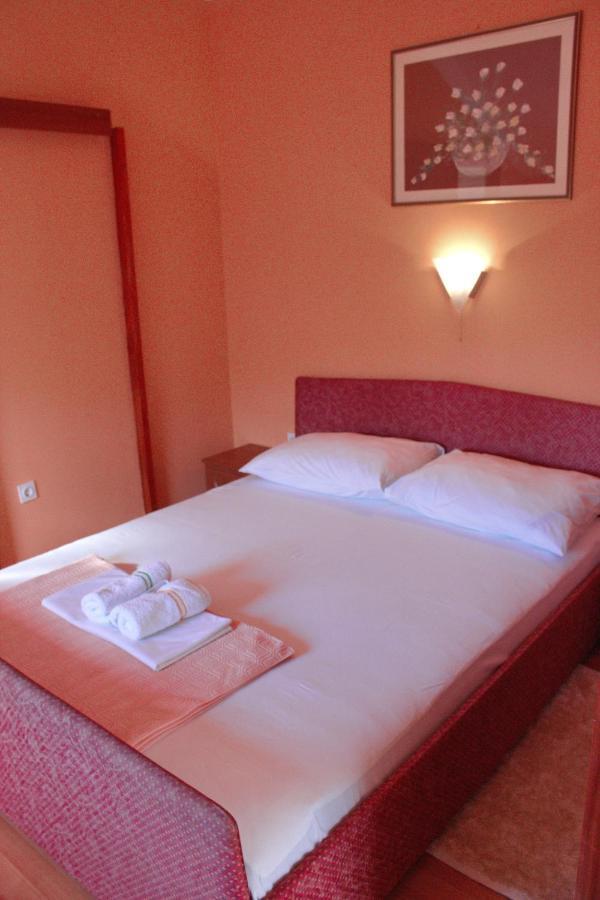 Apartment Juracak *